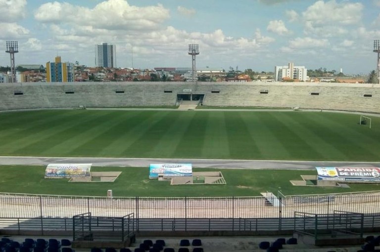 <built-in function id>